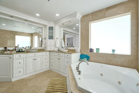 Tiny photo for 4200 NE 22ND Terrace, Lighthouse Point, FL 33064 (MLS # B26080211)