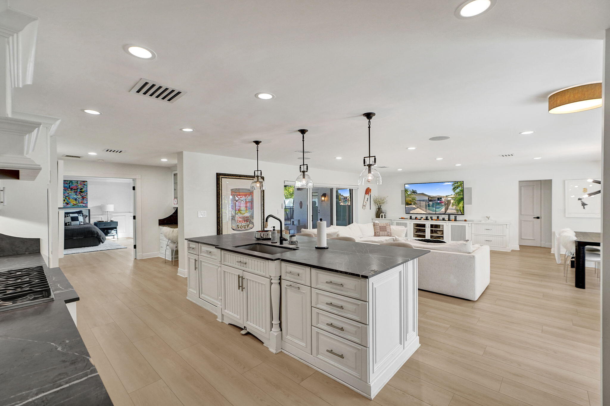 4200 NE 22ND Terrace