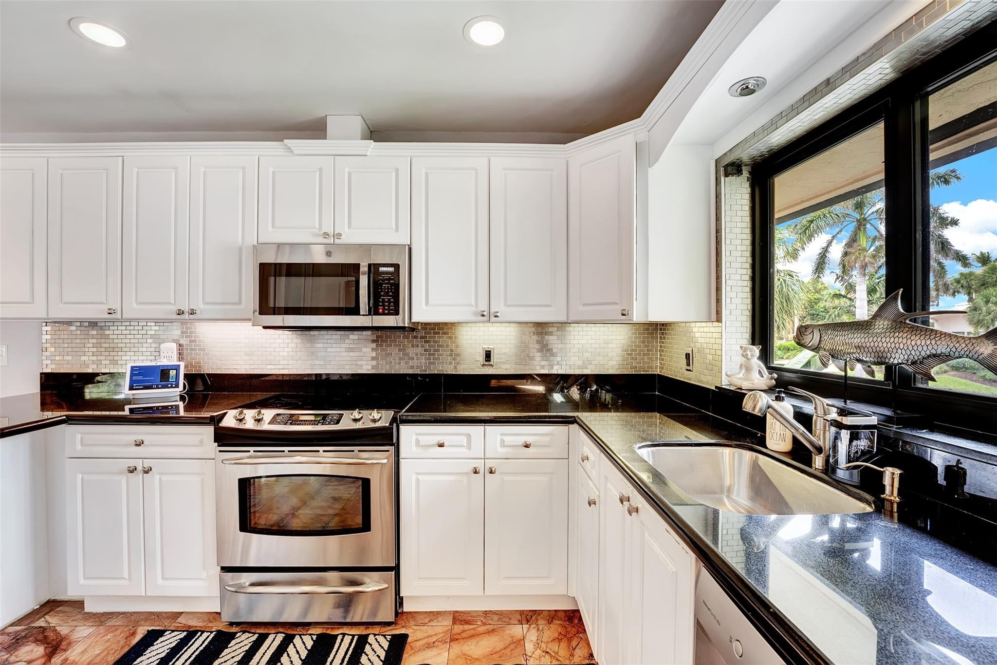 CEAIRE CONDO - Residential