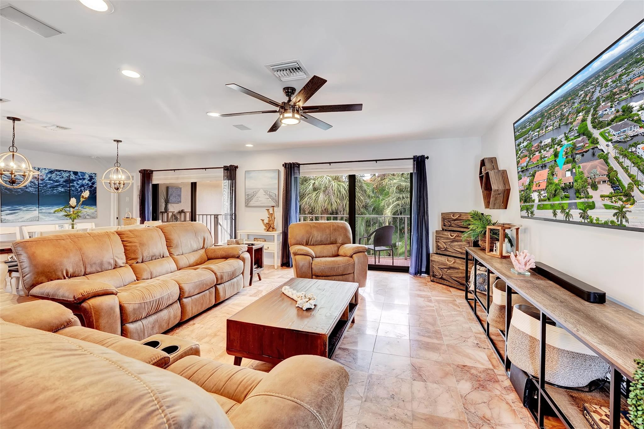 CEAIRE CONDO - Residential