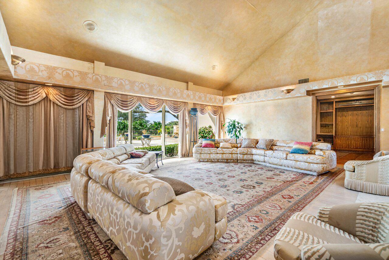 Delaire Country Club - Residential