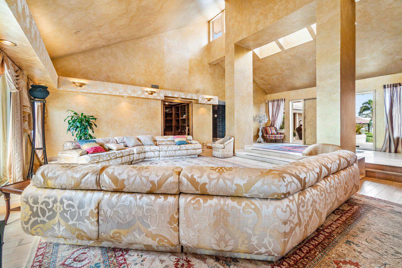 Delaire Country Club - Residential