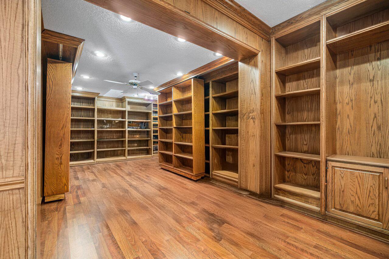 Delaire Country Club - Residential