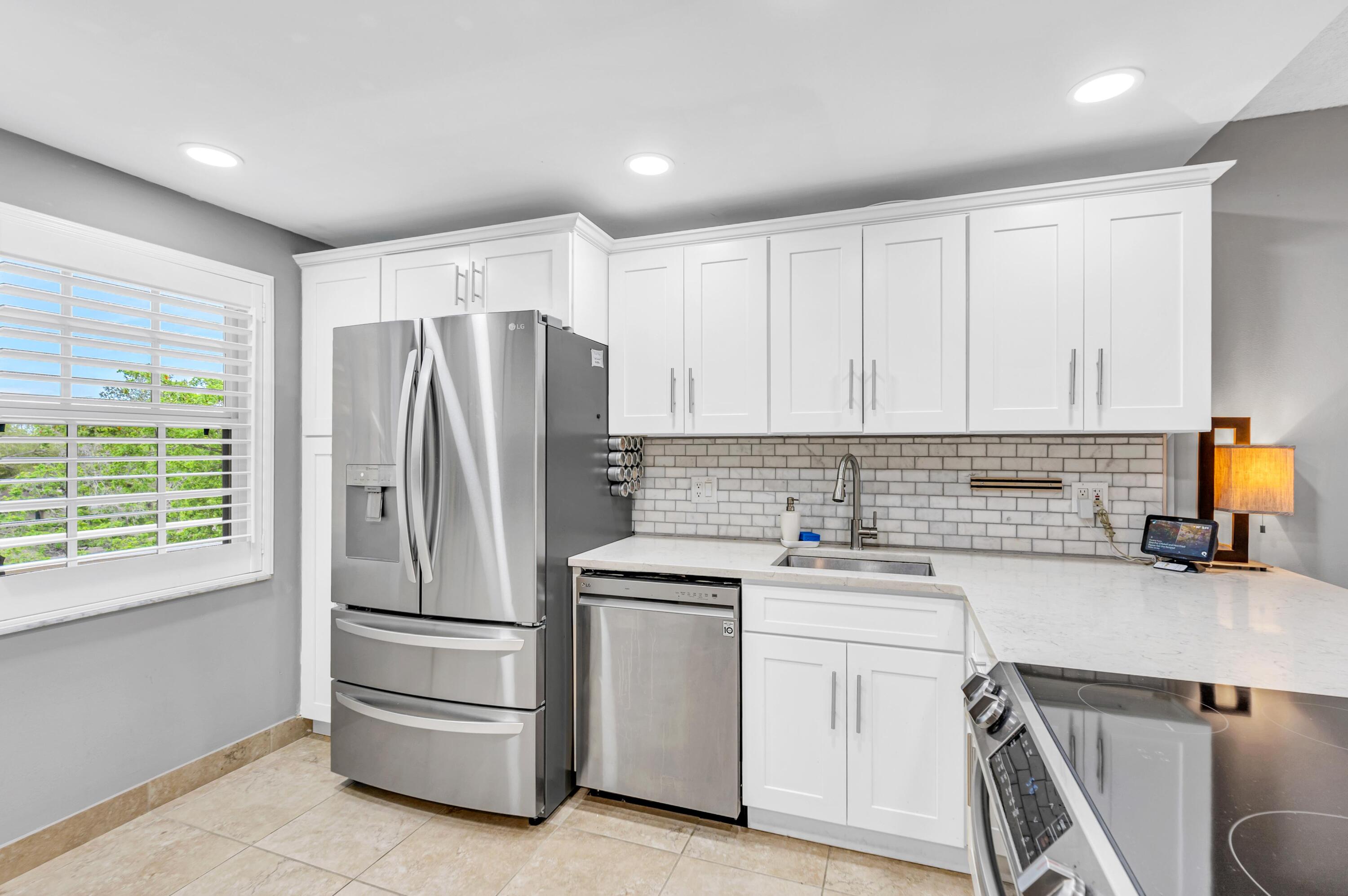 NO 78A PALM-AIRE COUNTRY CLUB - Residential