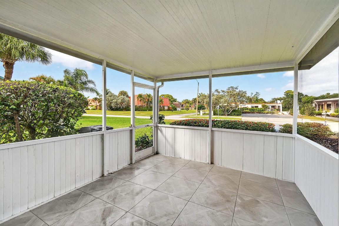 MERIDIAN CONDO 3 - Residential