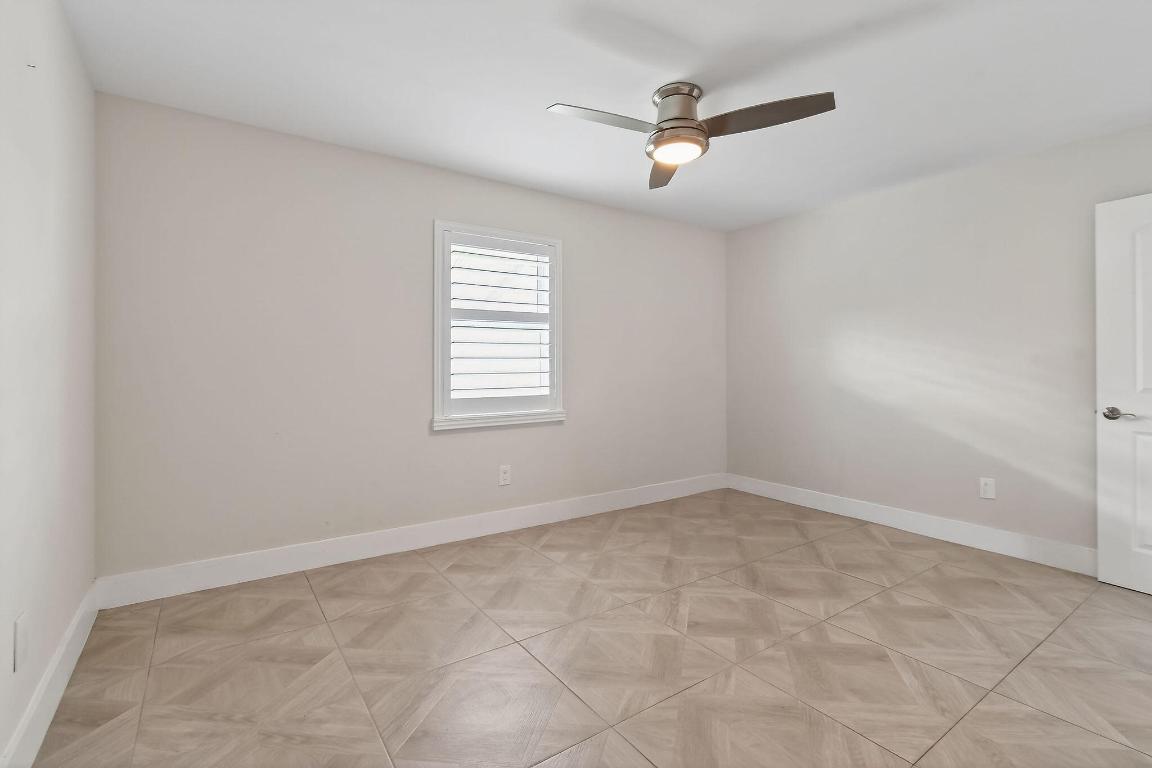 MERIDIAN CONDO 3 - Residential