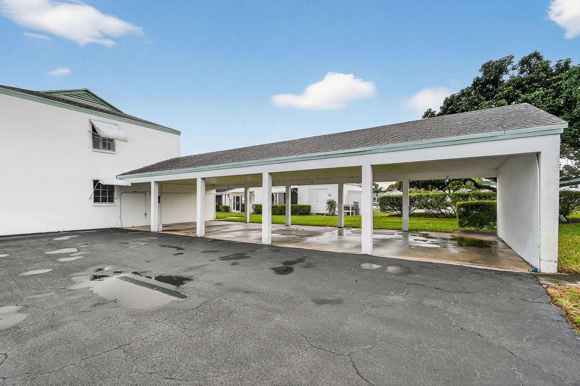 MERIDIAN CONDO 3 - Residential