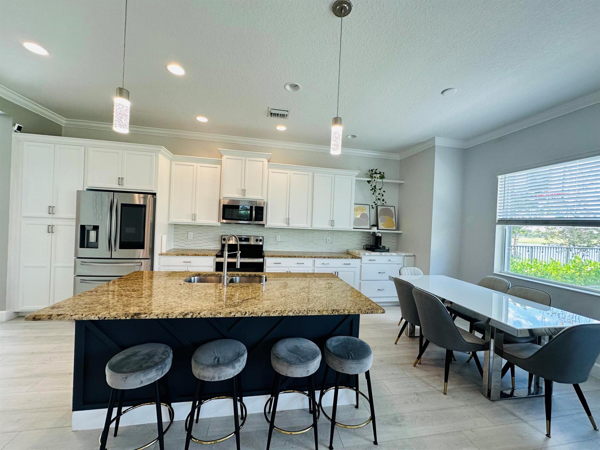 MEADOWS OF WESTLAKE - Residential