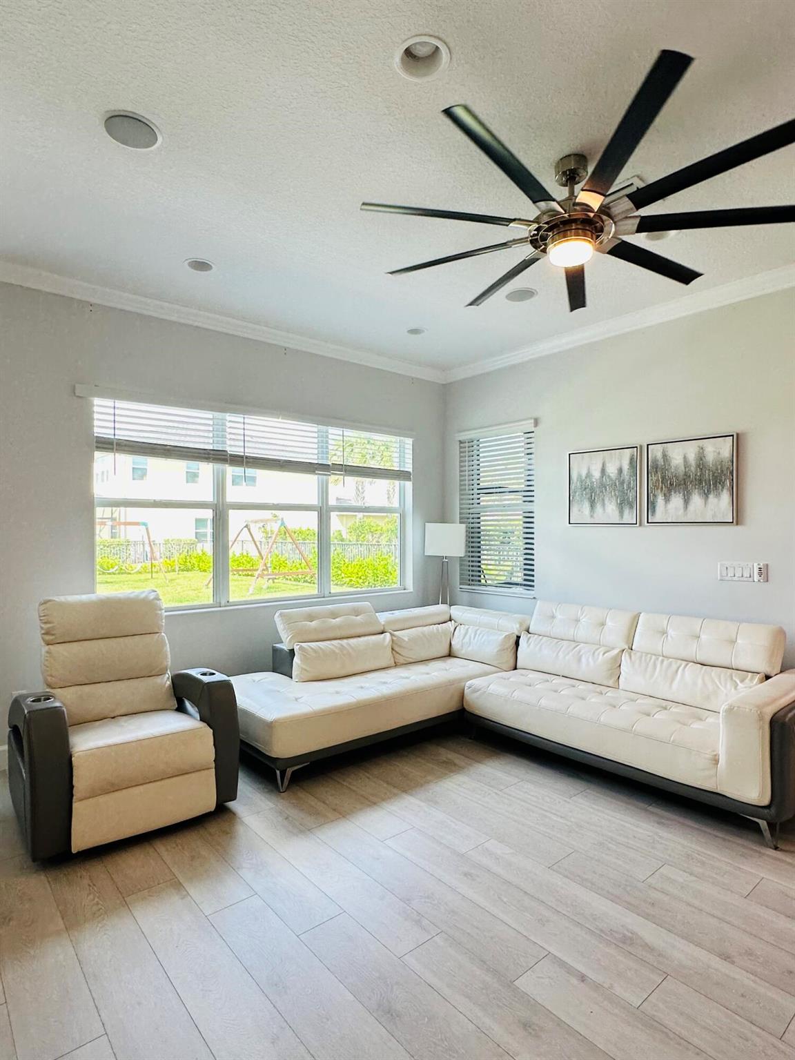 MEADOWS OF WESTLAKE - Residential