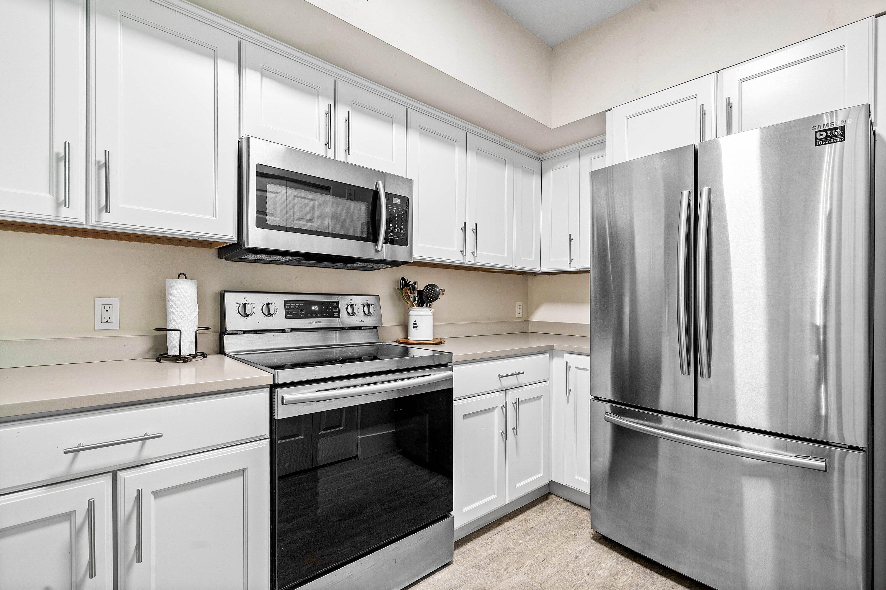 11770 Saint Andrews Place 102