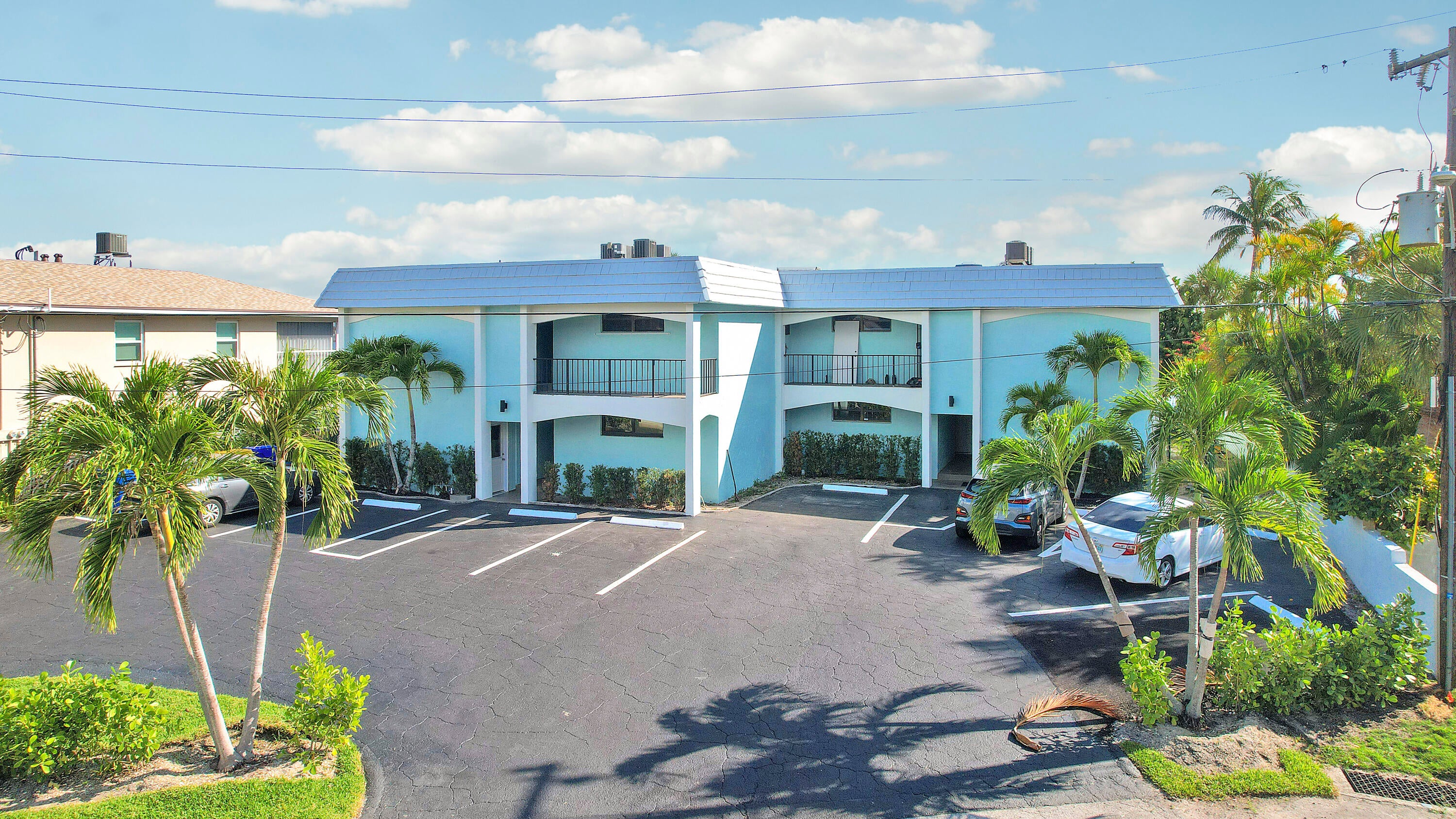 View photos, virtual tours, details... 360 Wilma Circle