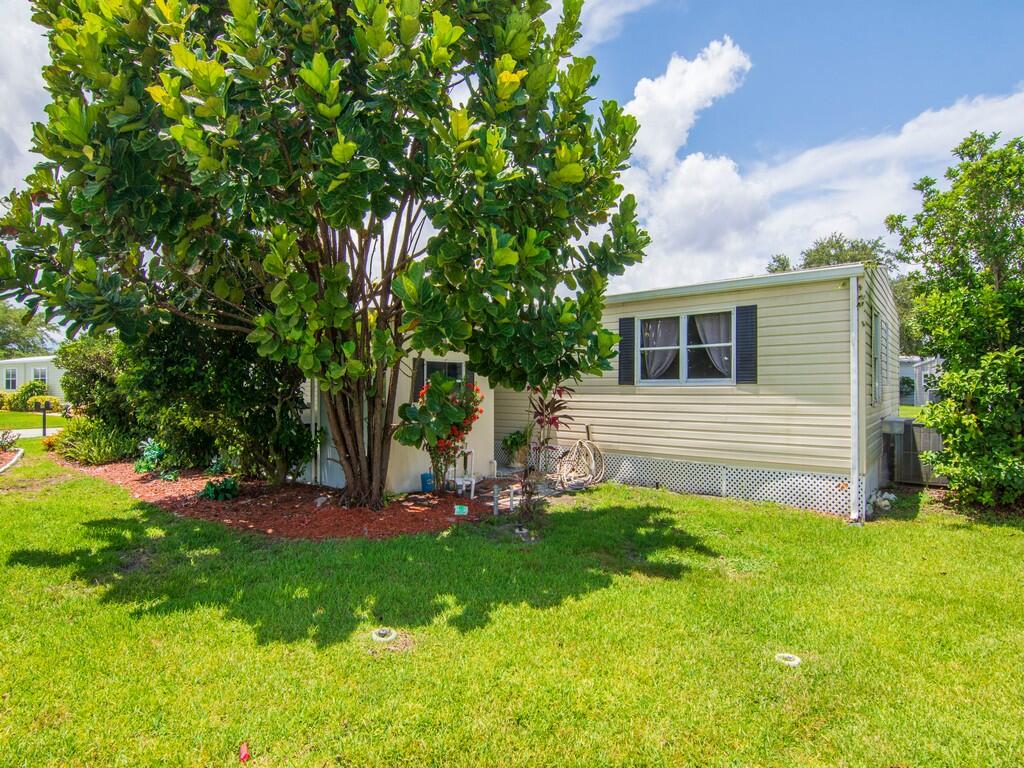 Pinelake Village - Residential