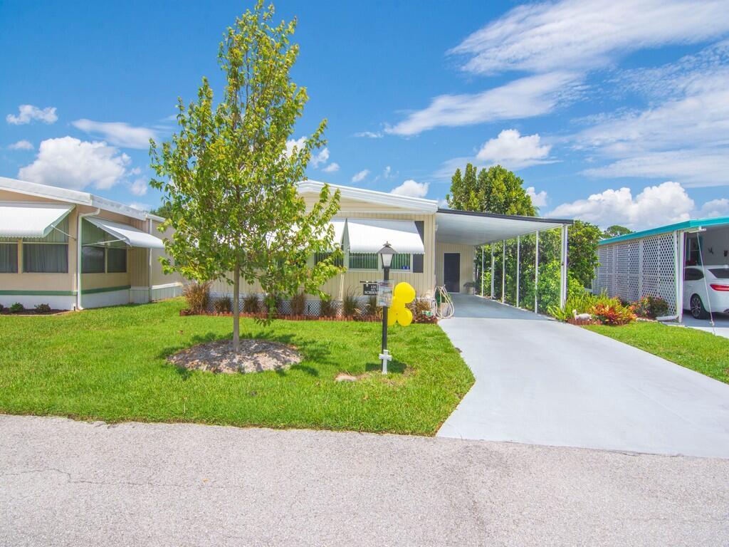 125 La Vaughn Circle