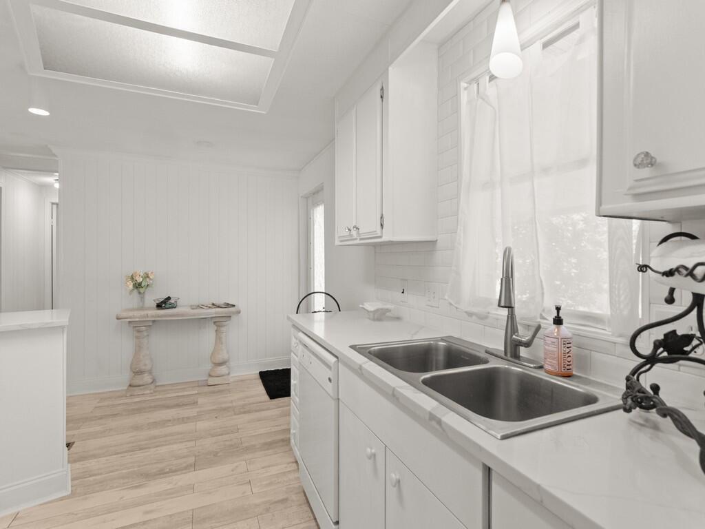 Pinelake Village - Residential