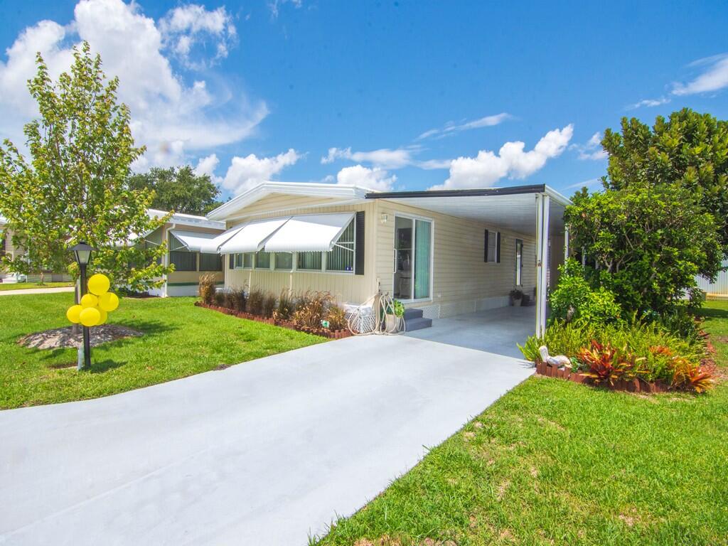 Pinelake Village - Residential