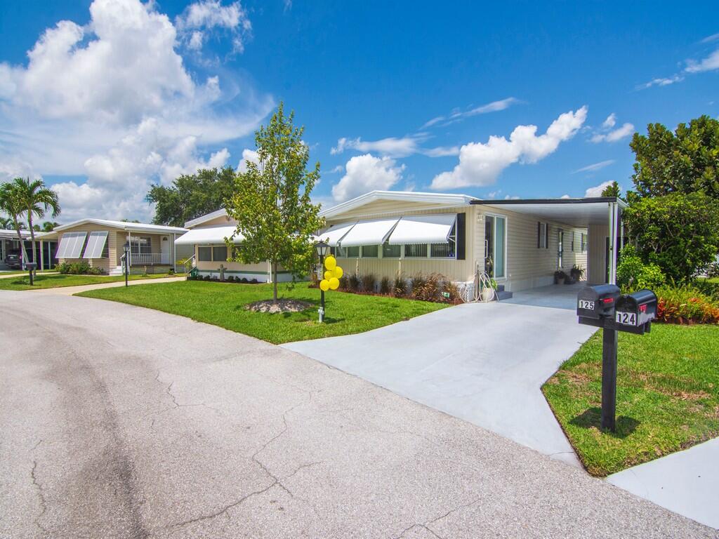 Pinelake Village - Residential