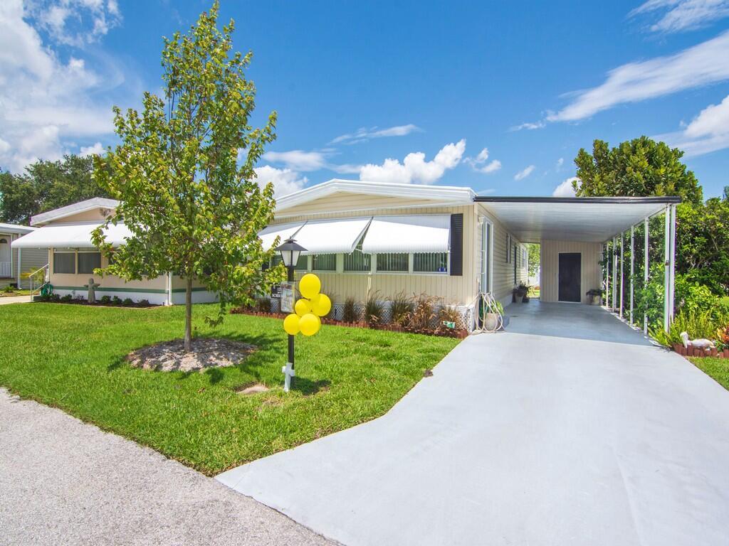125 La Vaughn Circle