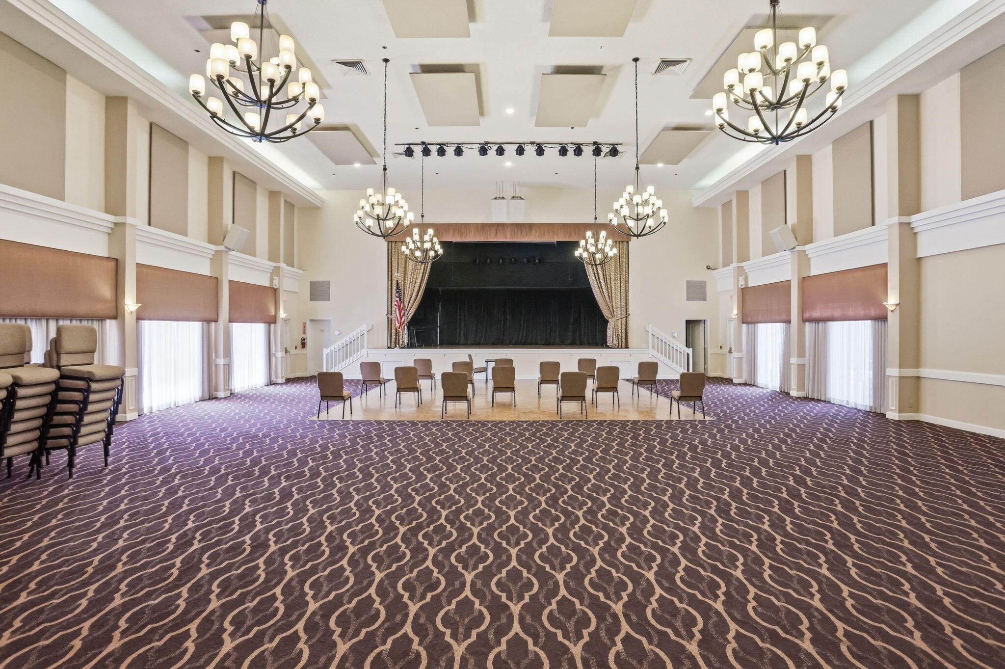 EMERALD POINTE 2 - Residential