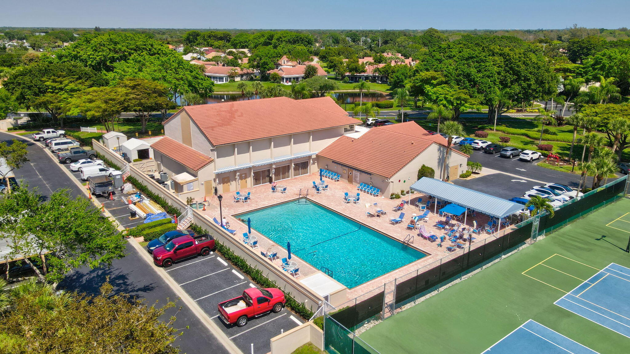 EMERALD POINTE 2 - Residential