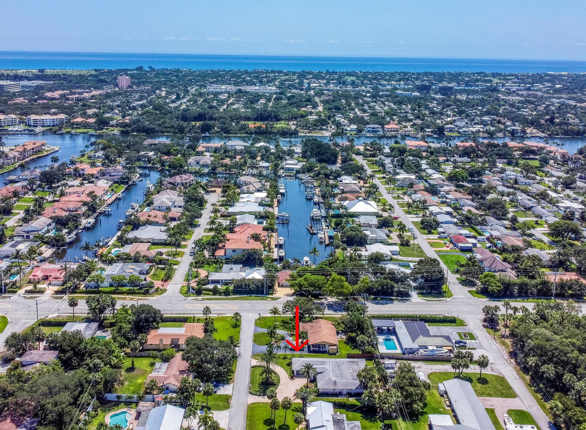 View photos, virtual tours, details... 2512 Oak Drive