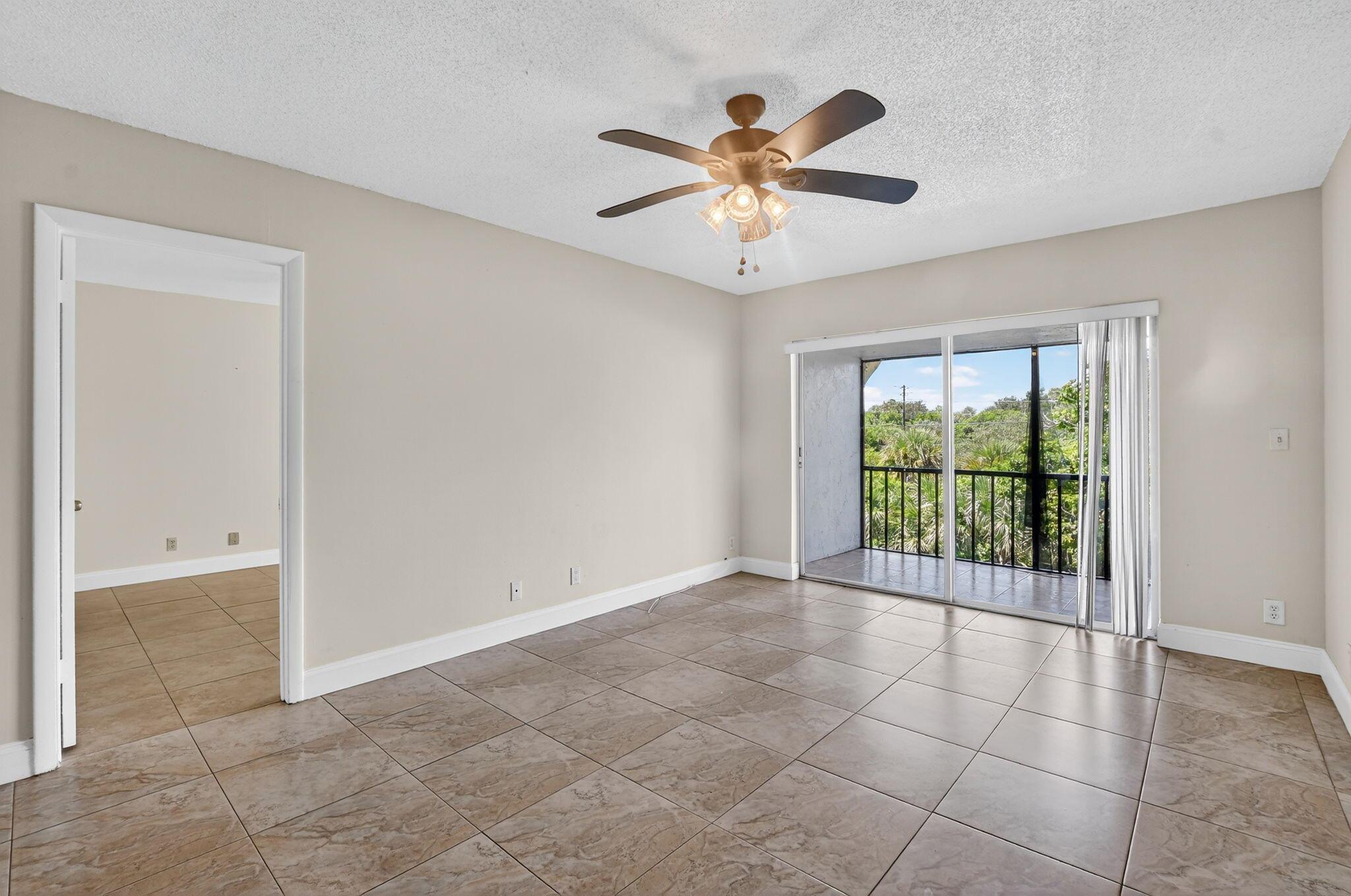 490 NW 20th Street 3160