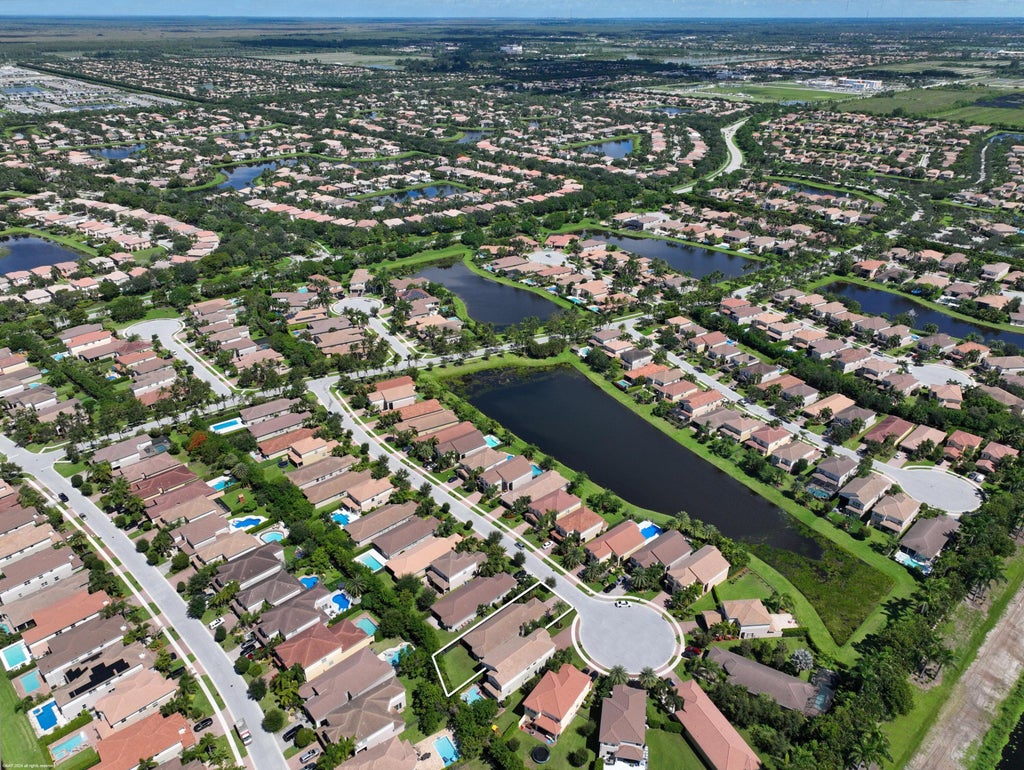 Photo of 8073 Pinnacle Pass Way, Boynton Beach, FL 33473 (MLS # R11001246)