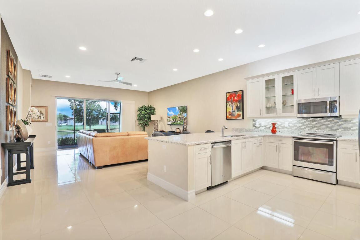 VALENCIA COVE AGR PUD PL 7 - Residential