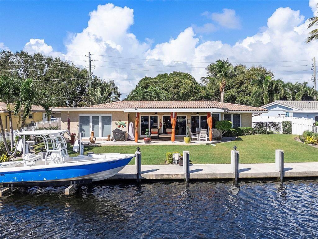CORAL KEY VILLAS 2ND SEC - Residential