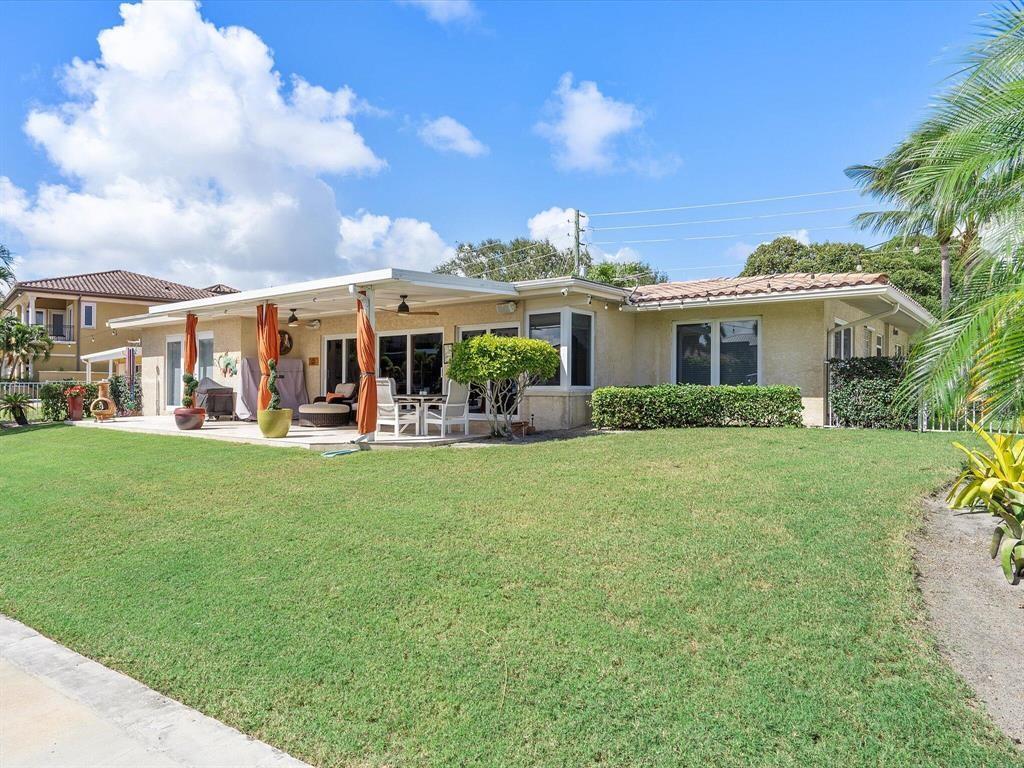 CORAL KEY VILLAS 2ND SEC - Residential