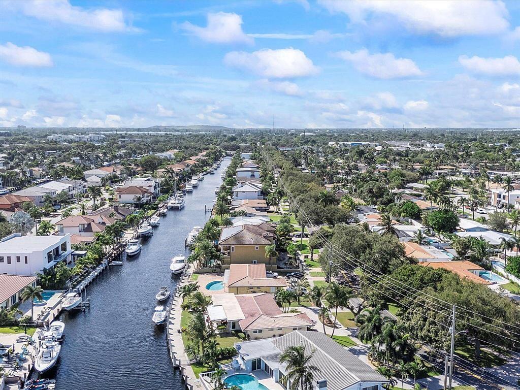 CORAL KEY VILLAS 2ND SEC - Residential