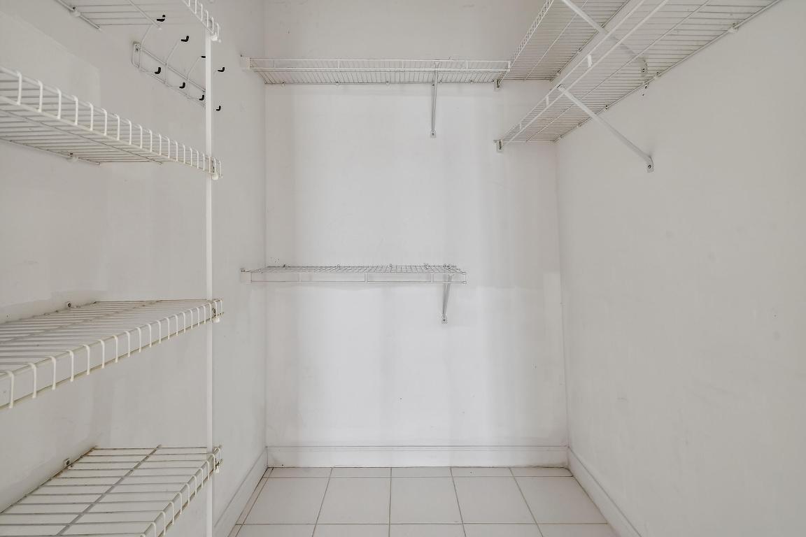 1ST REPLAT LAKE CHARLES - Residential Lease