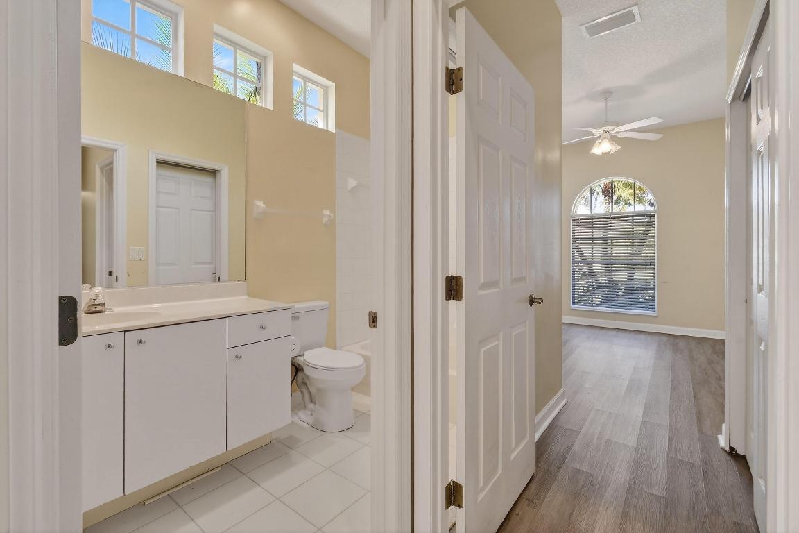 1ST REPLAT LAKE CHARLES - Residential Lease