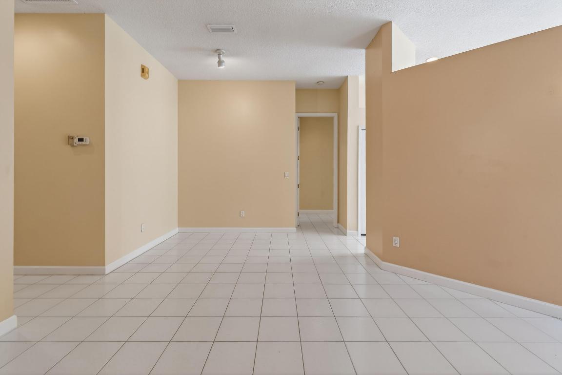 1ST REPLAT LAKE CHARLES - Residential Lease
