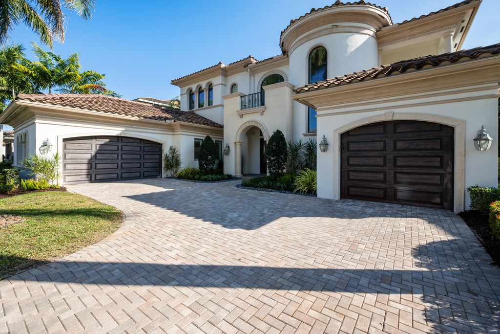 Photo of 17567 Cadena Drive, Boca Raton, FL 33496 (MLS # R11165938)