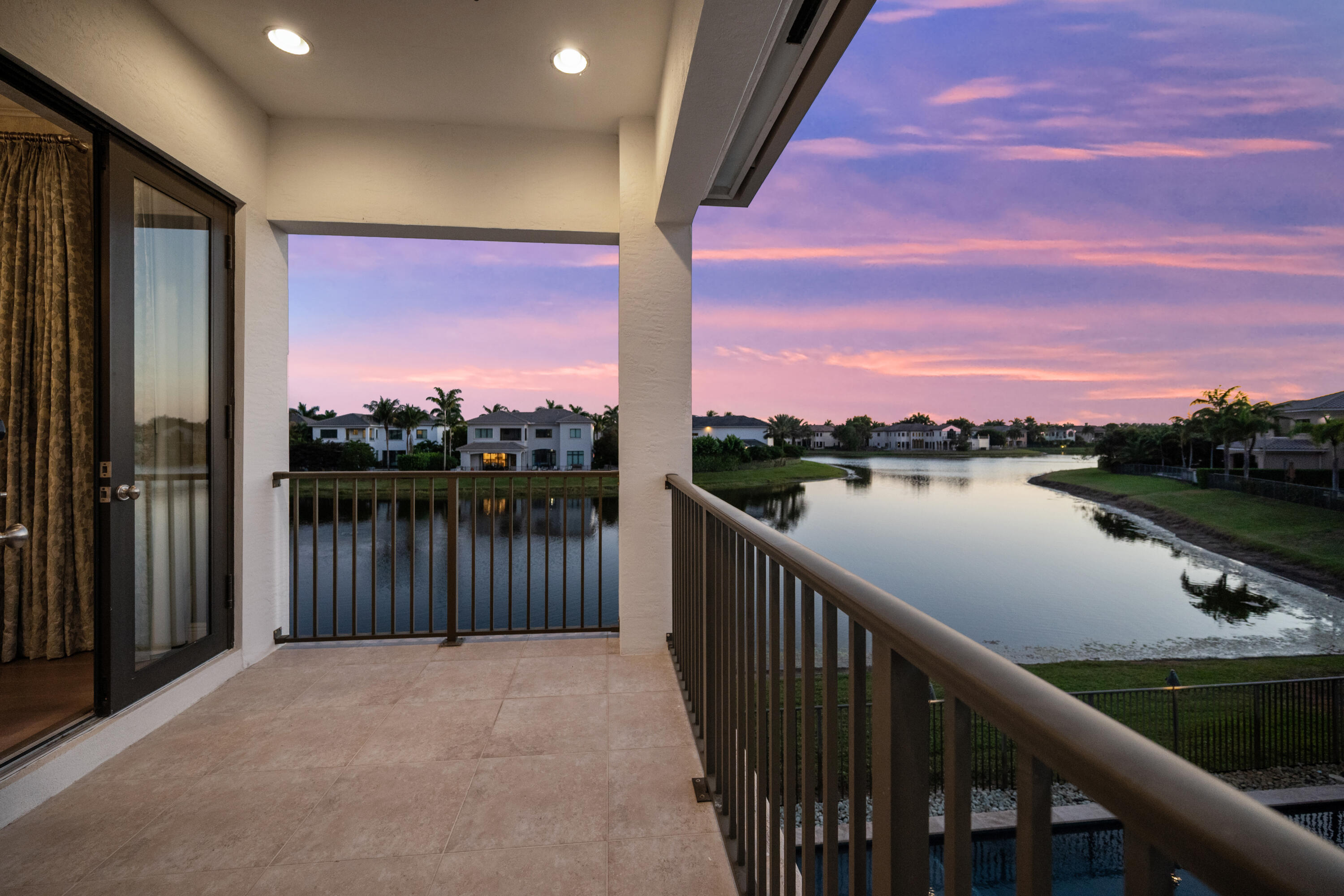 The Oaks - Residential