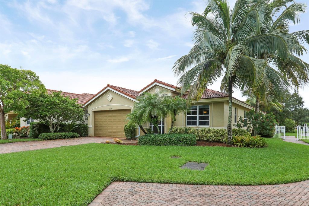 Photo of 3225 SW Porpoise Circle, Stuart, FL 34997 (MLS # R11026757)
