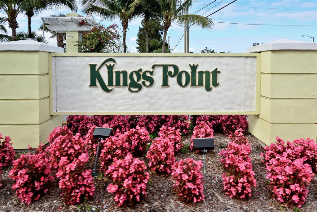 Enjoy amazing amenities that KINGS POINT has to offer. 1bedroom, 1.5 bath second floor unit is ready for you. Ceramic tiled floor, screen enclosed lanai and washer/drier. Property is SOLD AS-IS and requires some TLC.