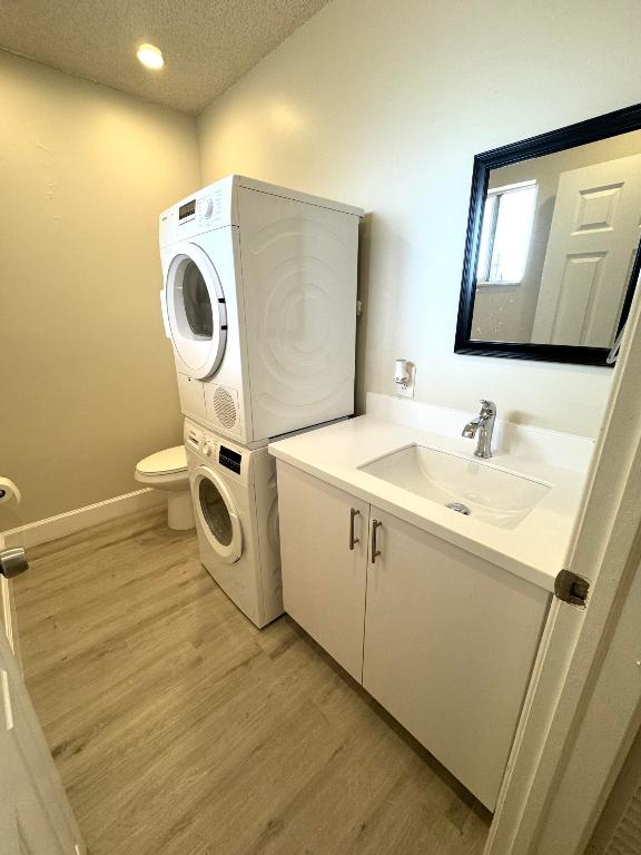 BOCA TERRACE CONDO PH I AND II  OR261 - Residential Lease