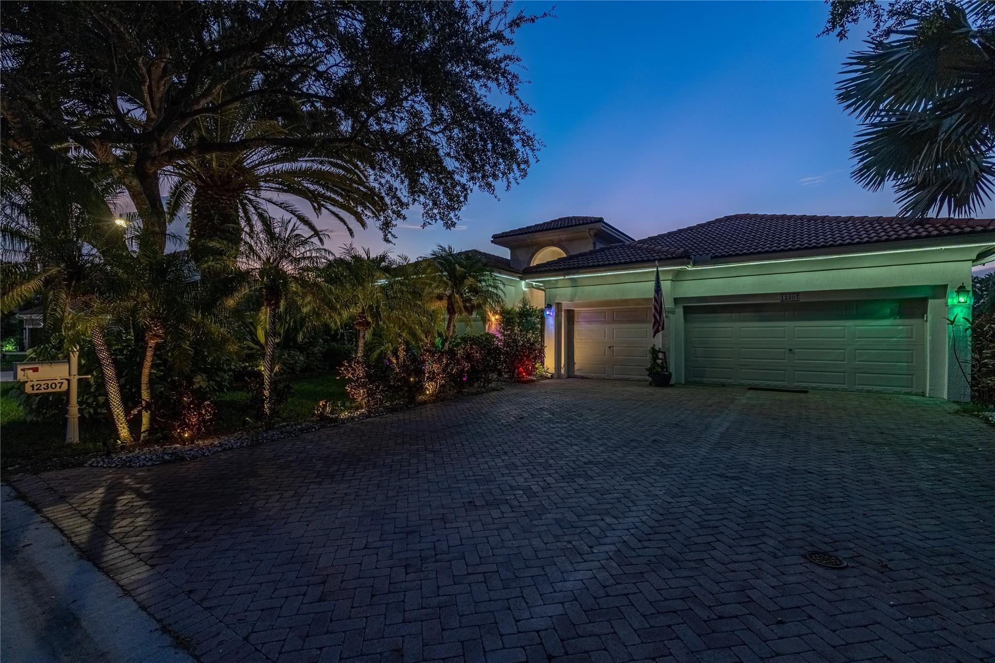 Wyndham Lakes West - Residential