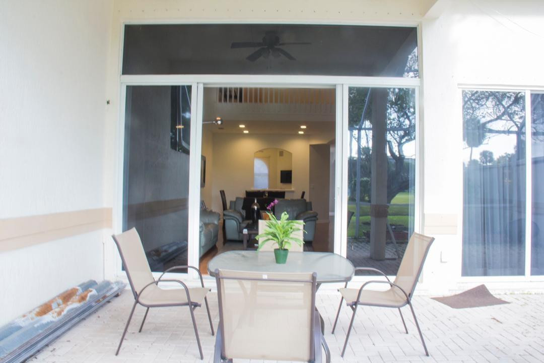 Palm Aire Oaks Course Est - Residential