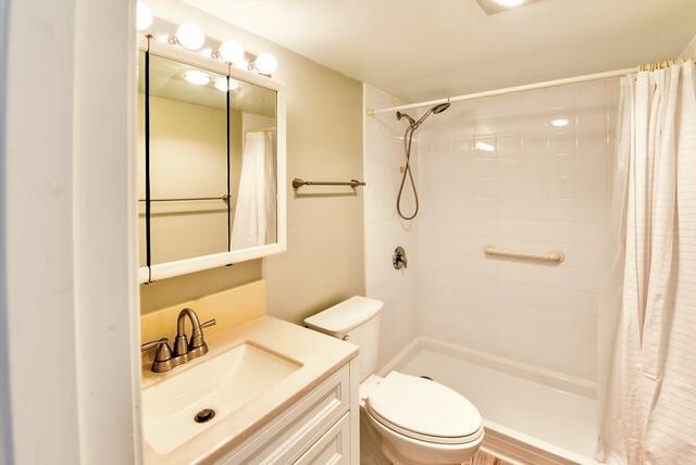 KENT CONDOS - Residential Lease