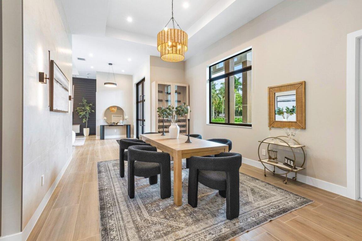 MILESTONE WEST - Residential