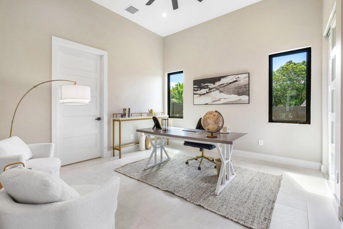 MILESTONE WEST - Residential