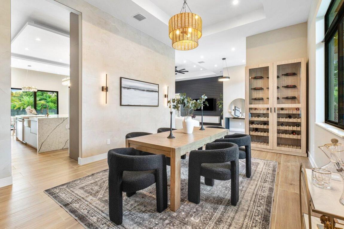 MILESTONE WEST - Residential