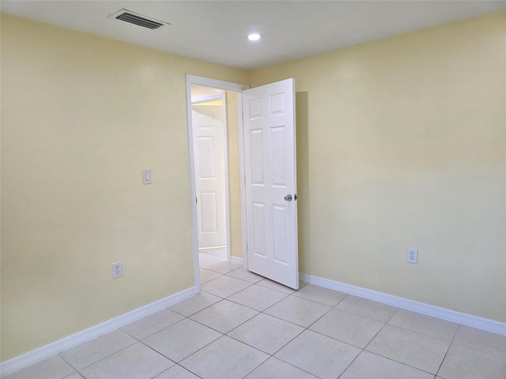 Taylor Crk Isles Sec 1 - Residential Lease