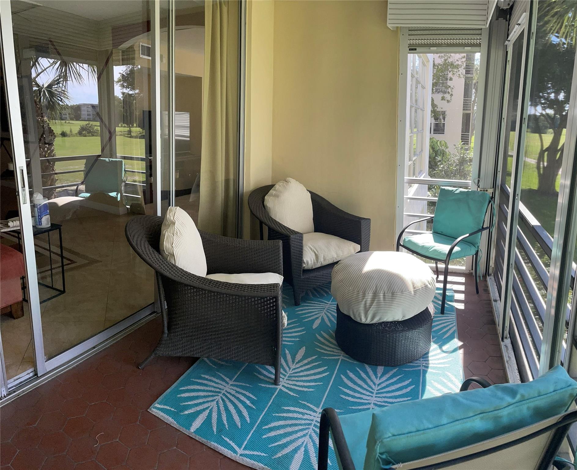 No 22 Palm-Aire Country C - Residential Lease