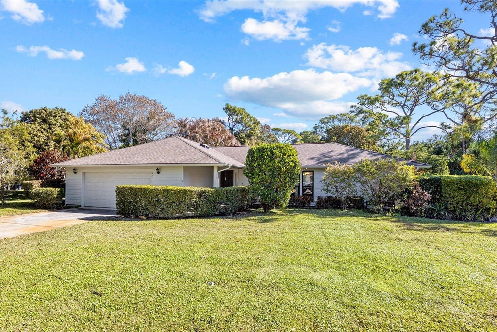 Photo of 571 NE TOWN Terrace, Jensen Beach, FL 34957 (MLS # B26076875)