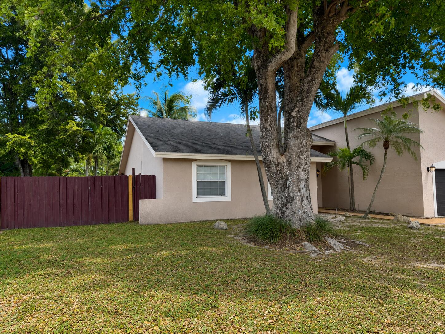 Undisclosed Address #B26050312, Lauderhill FL 33351