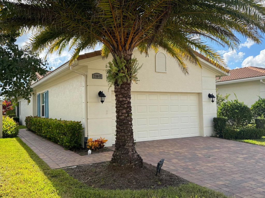 Photo of 21045 SW Modena Way, Port Saint Lucie, FL 34986 (MLS # R11143274)