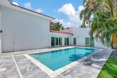 A home in Lake Worth Beach